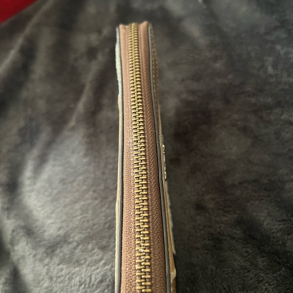 COACH Accordion Style Wallet with Signature Stitch Patchwork - Picture 3 of 8